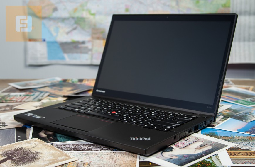 Корпус Lenovo ThinkPad T440s имеет равномерную толщину по всей длине