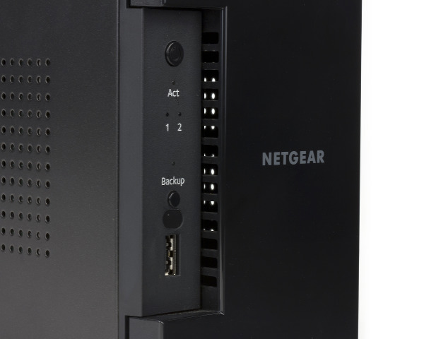 Внешний вид Netgear ReadyNAS 312