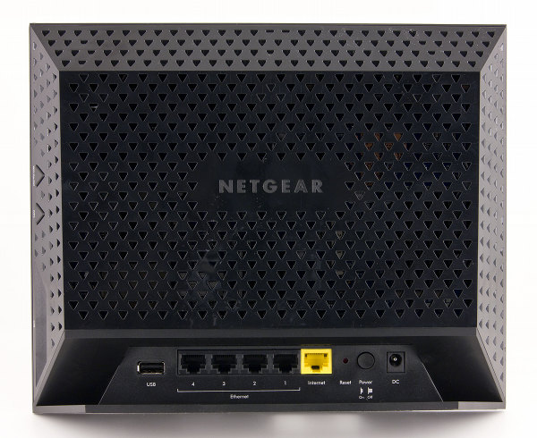 Внешний вид роутера Netgear R6300