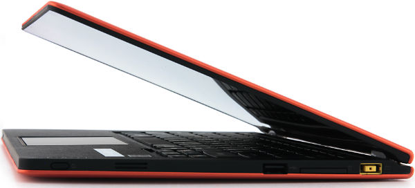 Правая сторона Lenovo IdeaPad Yoga 11